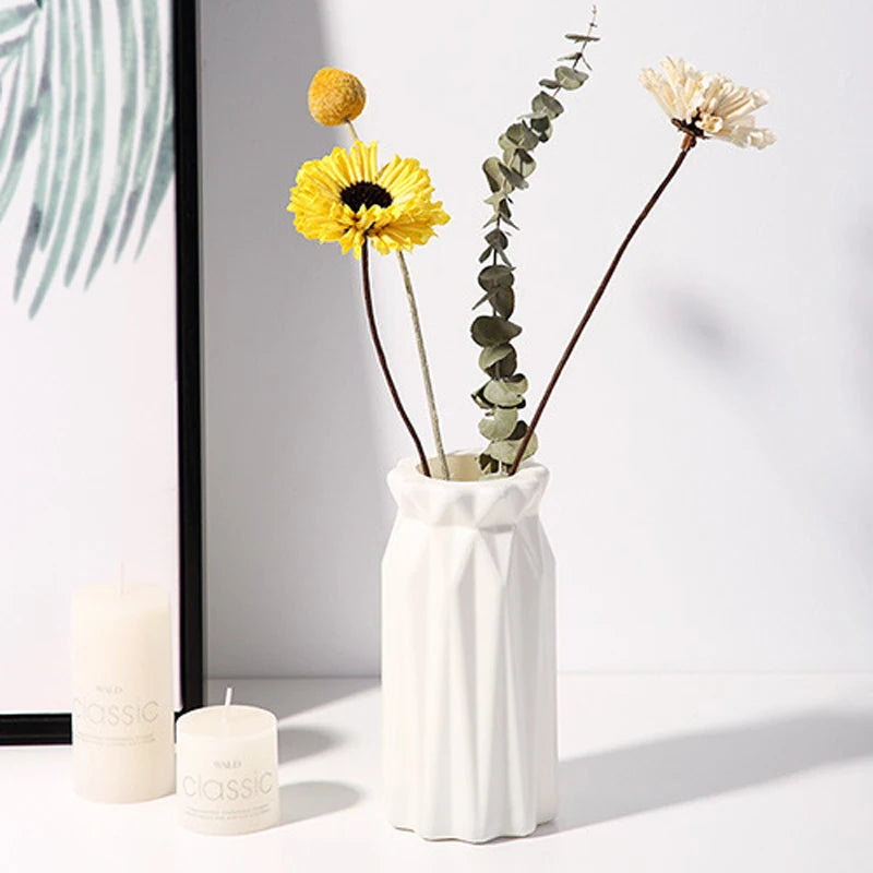 Simple Small Fresh Flower Vase Nordic Plastic Vase Scene Decoration Room Decoration Wedding Supplies Wedding Gift 1pc