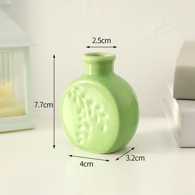 INS Ceramic Flower Vase Mini Nordic Flower Bottle Flowers Arrangement Pot for Home Office Ornaments Dining Room Wedding Decor