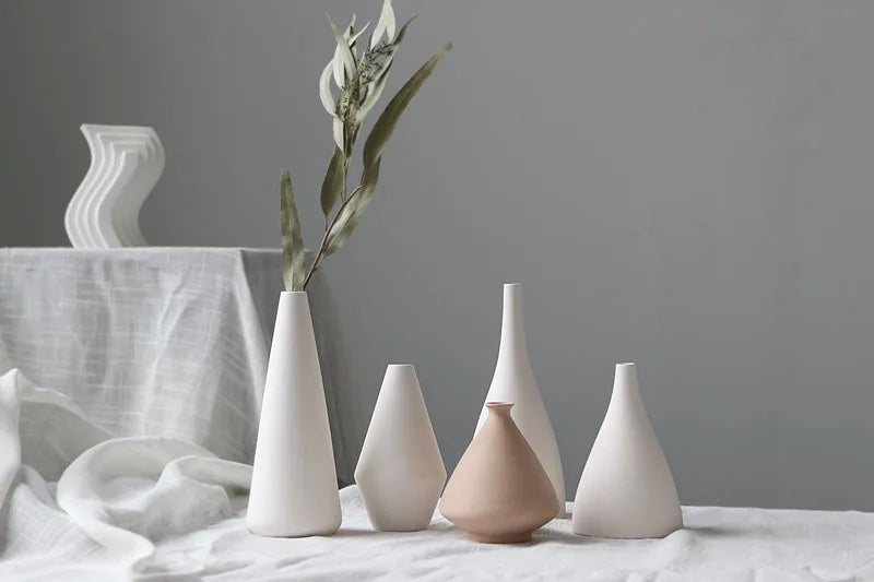 nordic Decoration home decor white ceramic Flower vase Art Decorative vases modern Flower pot living room decor Interior design