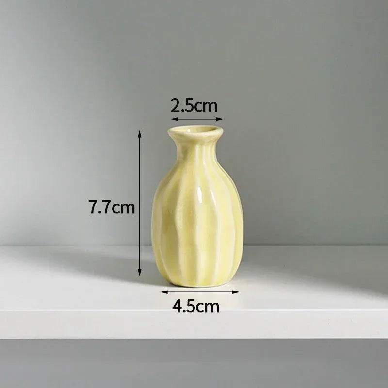 INS Ceramic Flower Vase Mini Nordic Flower Bottle Flowers Arrangement Pot for Home Office Ornaments Dining Room Wedding Decor