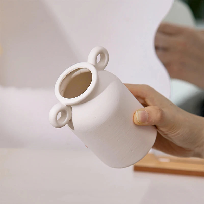 White Ceramic Vases Nordic Decorative Vasen Ornaments Home Living Room Decor Flower Arrangements Sketching Props Desktop Decor